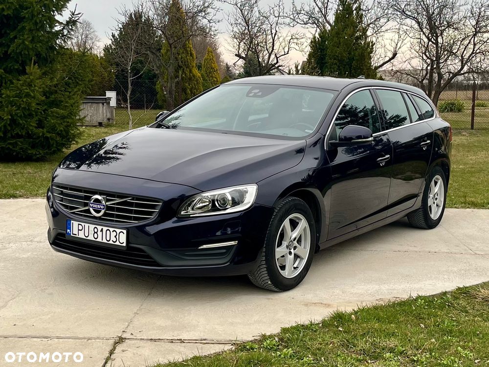 Volvo V60 D2 Drive-E Momentum - 9