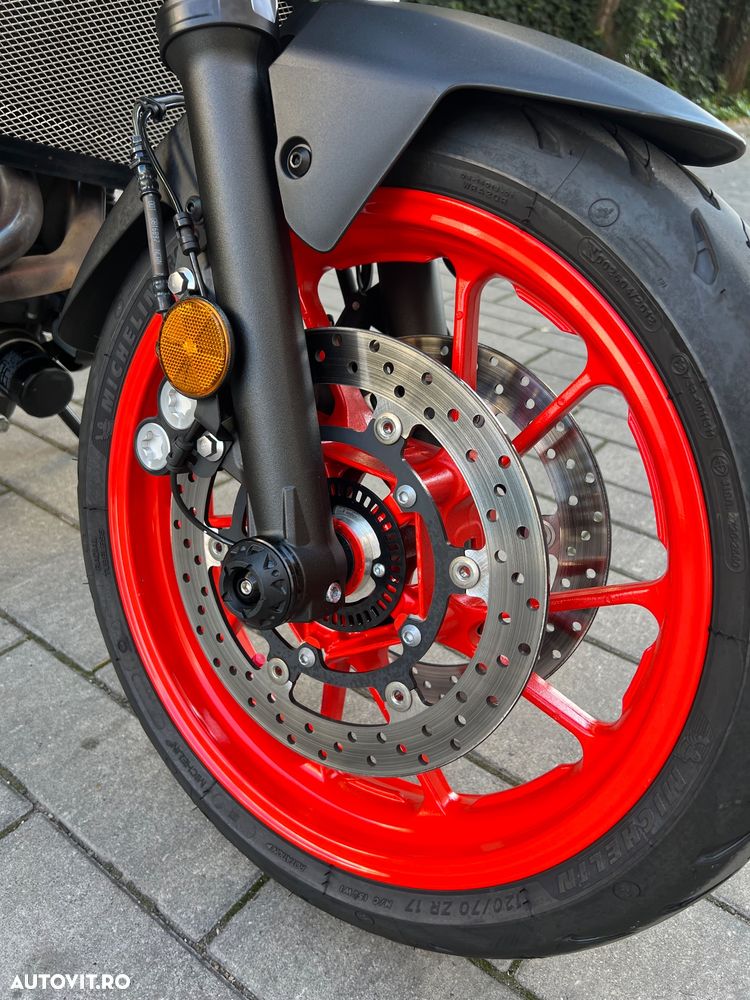 Yamaha MT-07 - 5