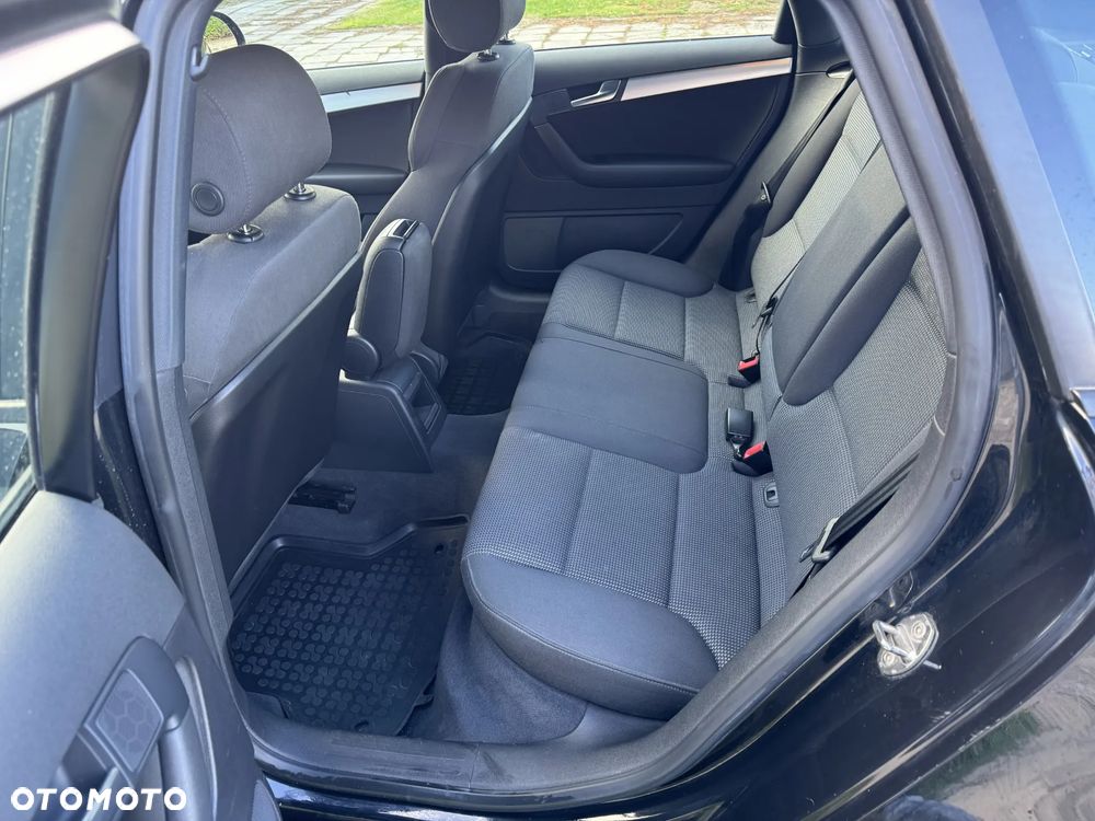Audi A3 Sportback 1.8 TFSI Quattro Attraction - 12
