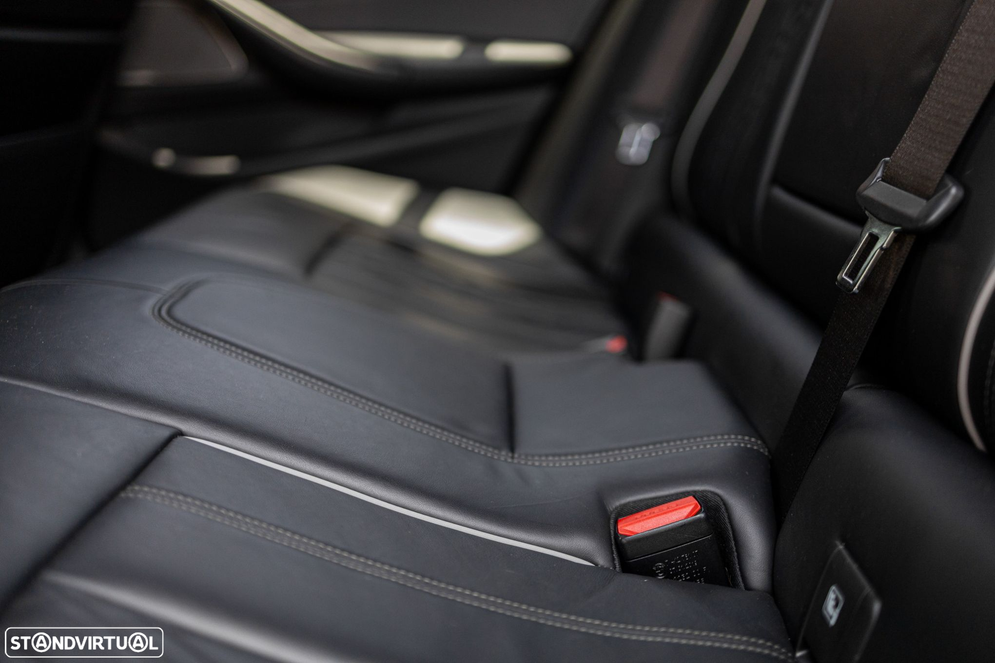 BMW 540 d xDrive Pack M Auto - 33