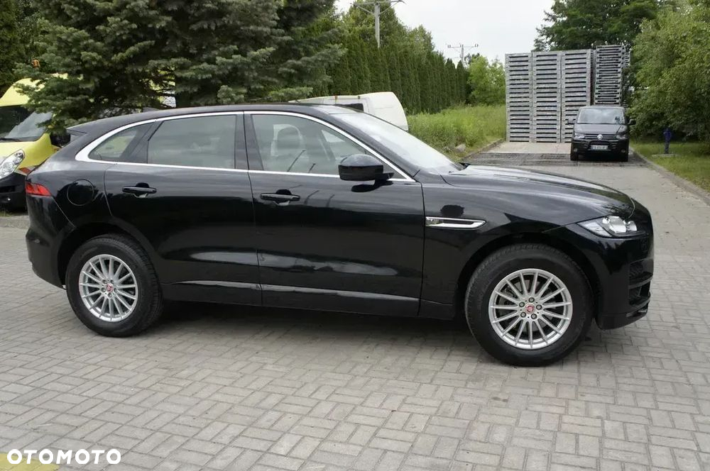 Jaguar F-Pace - 7