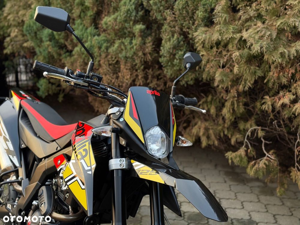 Aprilia SX - 9