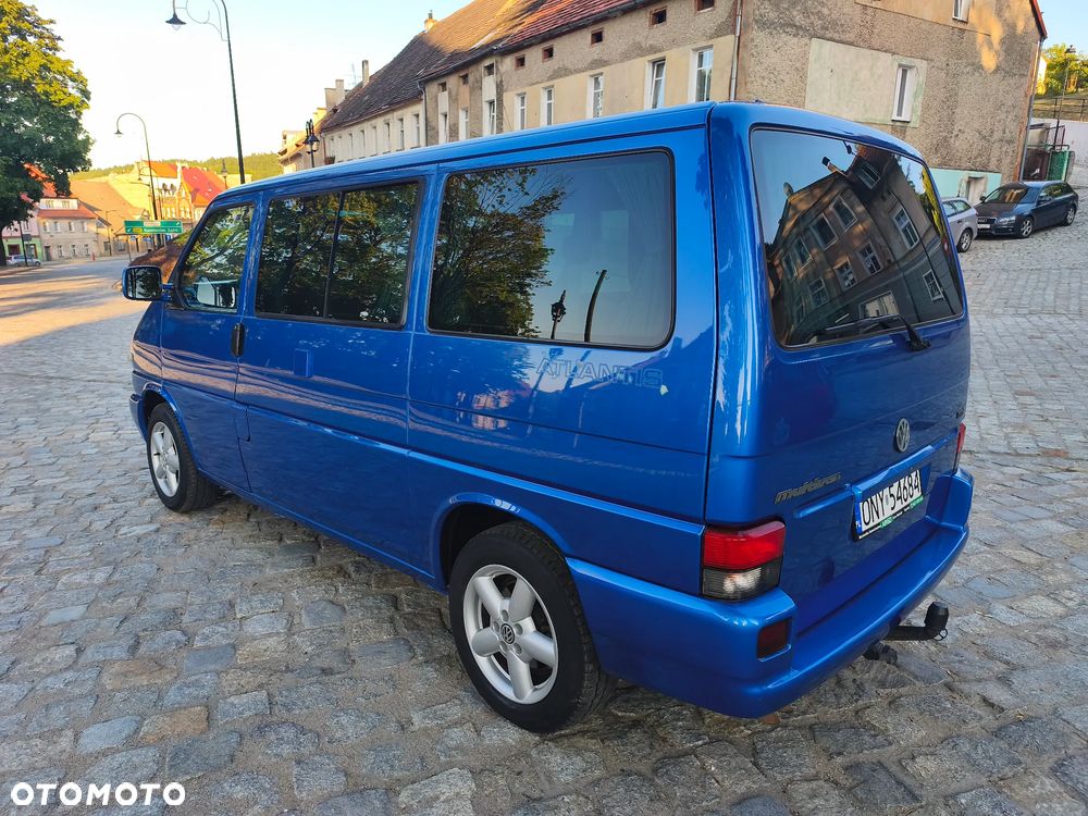 Volkswagen Multivan - 3