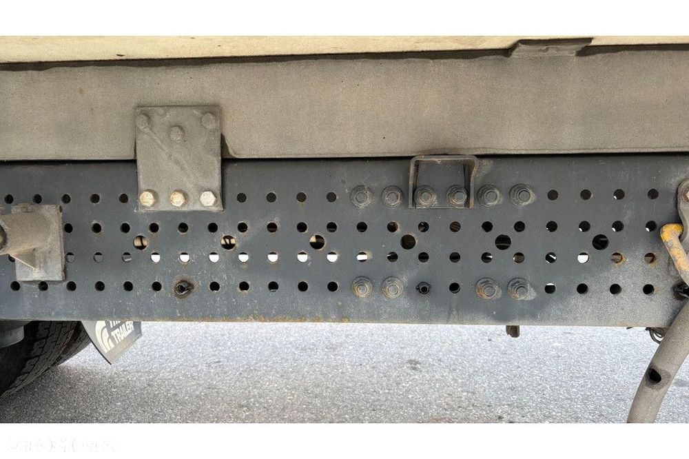 Mercedes-Benz Actros 1835 4x2 SIDE OPENING + CARRIER SUPRA 1150 Mt - 20