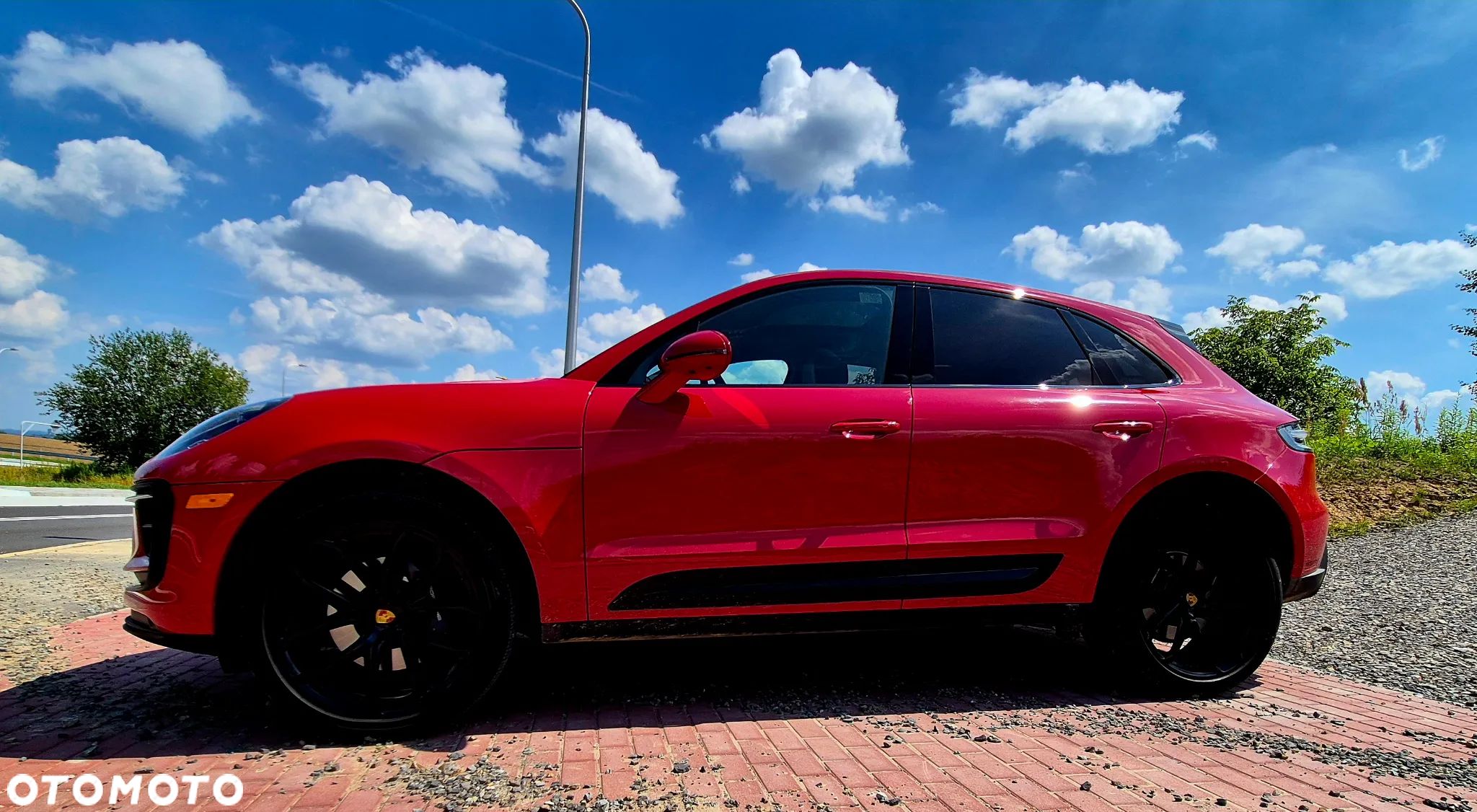 Porsche Macan - 1