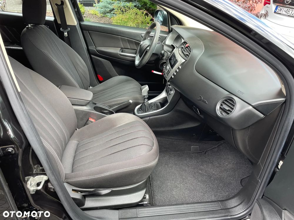 Lancia Delta 1.4 T-Jet 16v Argento - 17