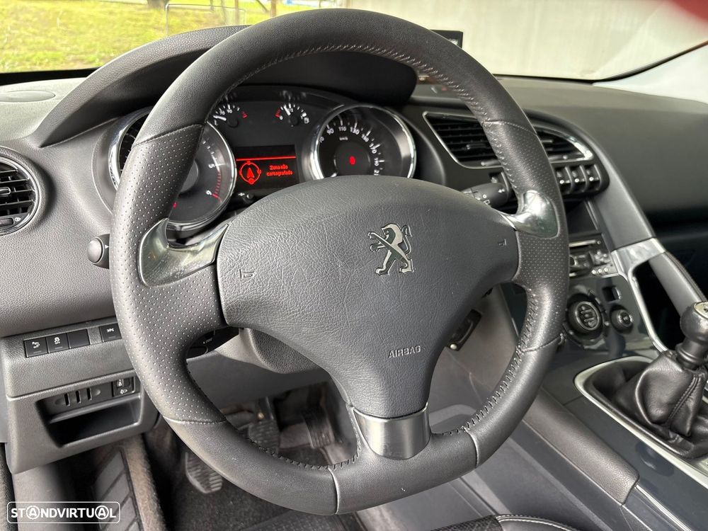 Peugeot 3008 1.6 HDi Allure - 6