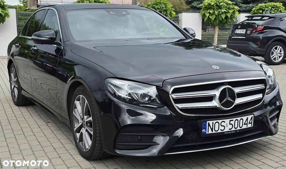 Mercedes-Benz Klasa E 220 d 4-Matic AMG - 1
