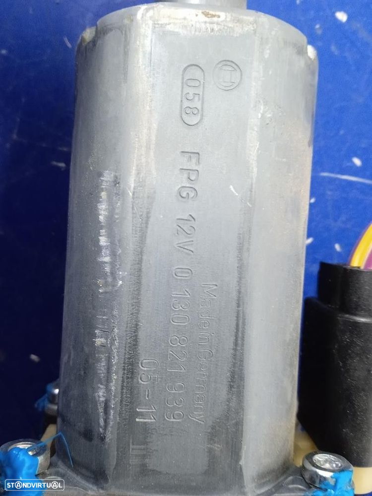 MOTOR ELEVADOR DE VIDRO FRONTAL DIREITO FORD FUSION 2006 -0130821939 - 2