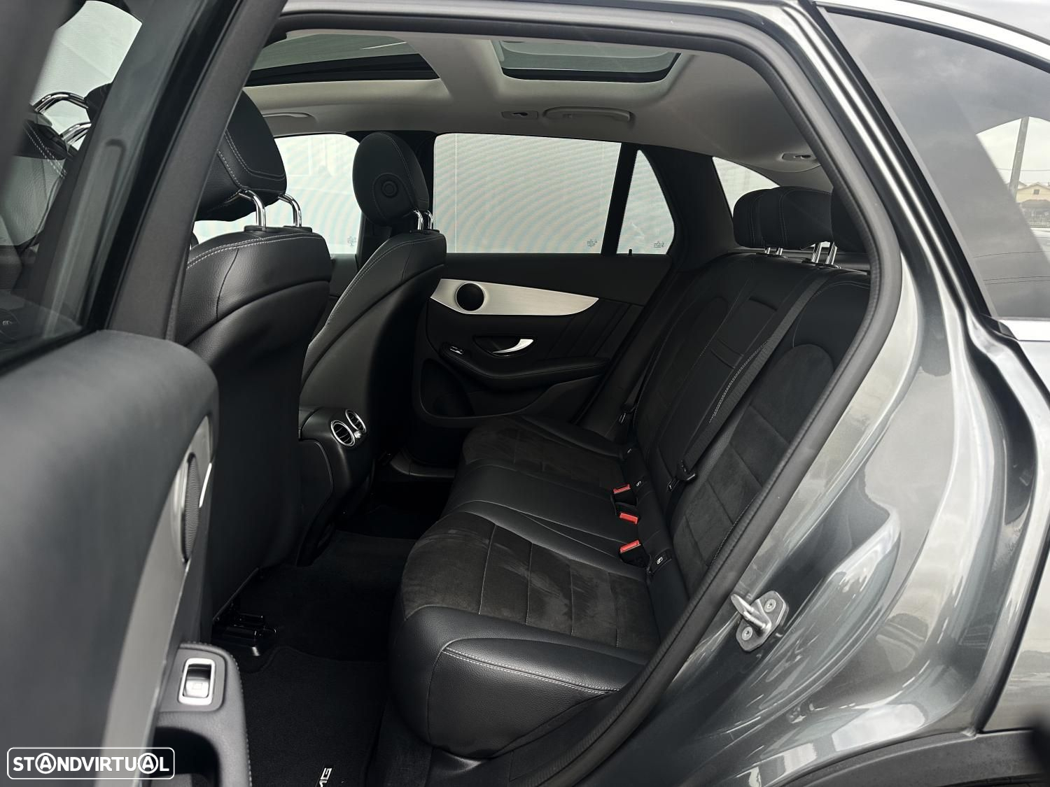 Mercedes-Benz GLC 250 d AMG Line 4-Matic - 30