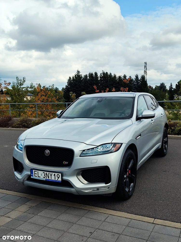 Jaguar F-Pace - 5