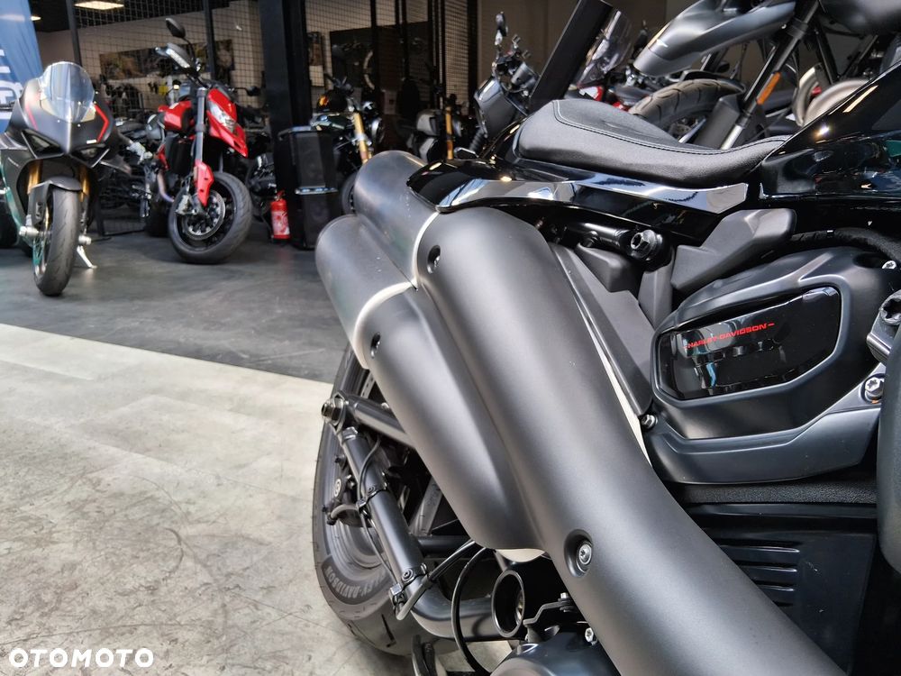 Harley-Davidson Sportster - 12
