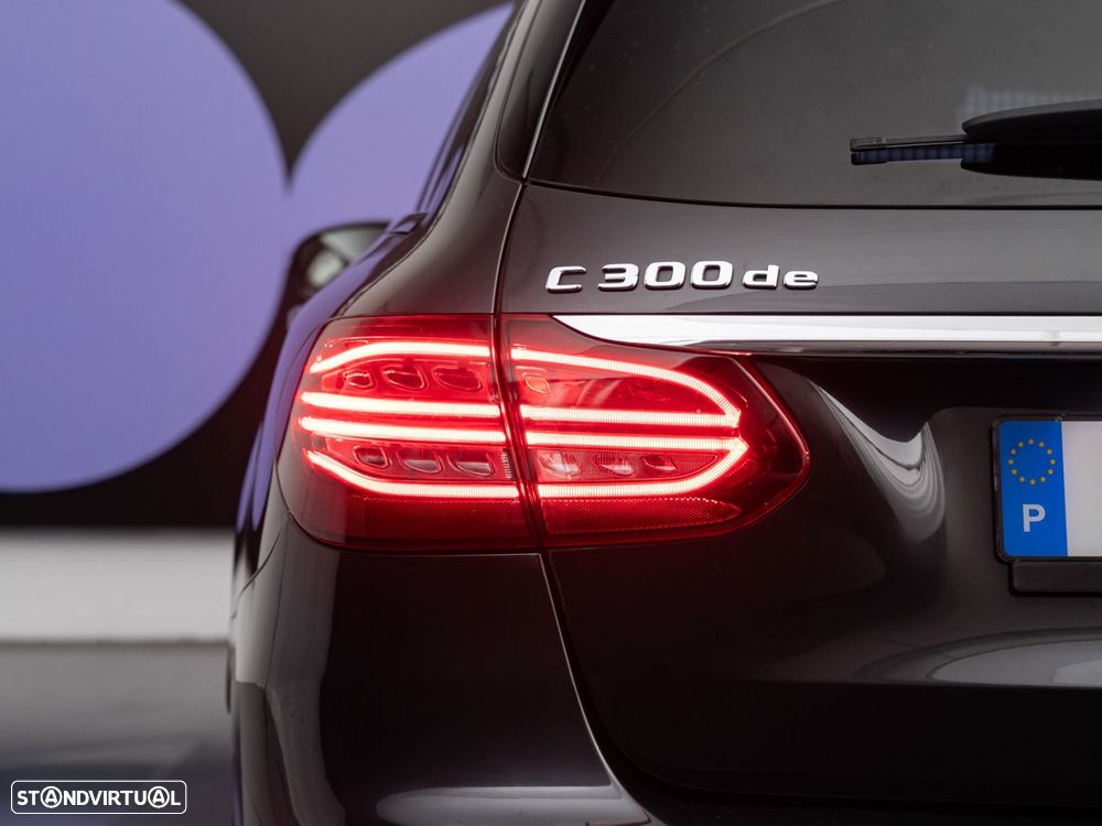 Mercedes-Benz C 300 de AMG Line - 10