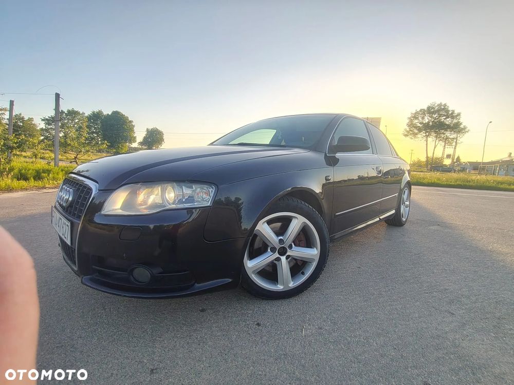 Audi A4 Avant 2.0 TDI Quattro - 24