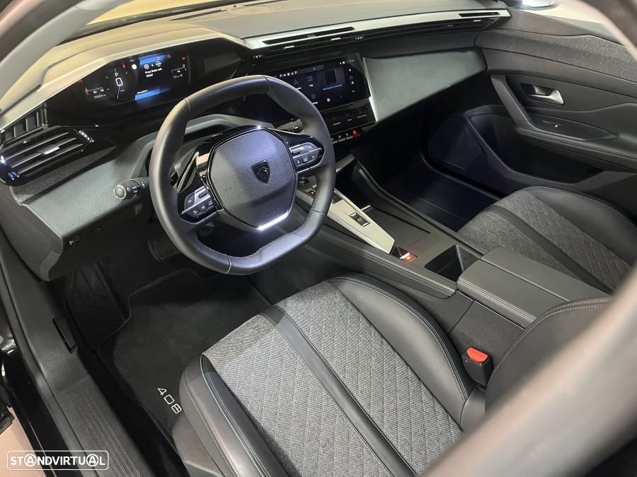 Peugeot 408 1.2 PureTech Allure Pack EAT8 - 9