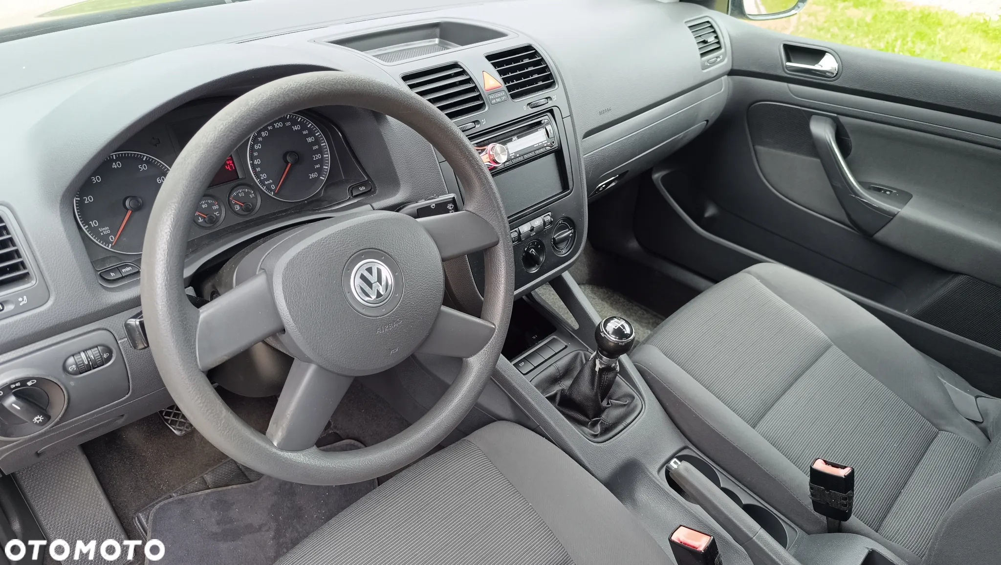 Volkswagen Golf 1.6 Comfortline - 16