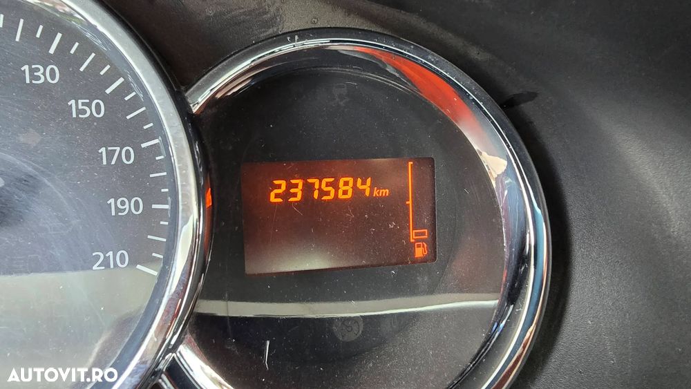 Dacia Logan 1.5 dCi 90 CP Laureate - 7