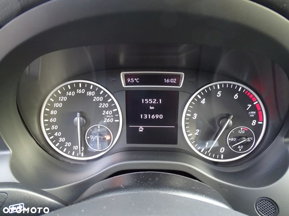 Mercedes-Benz Klasa A 180 (BlueEFFICIENCY) Urban - 30