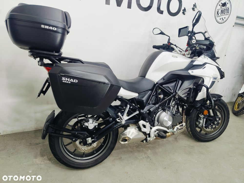 Benelli TRK 502 - 11