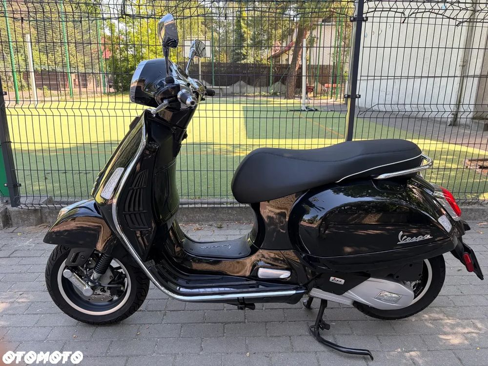 Vespa GTS - 1