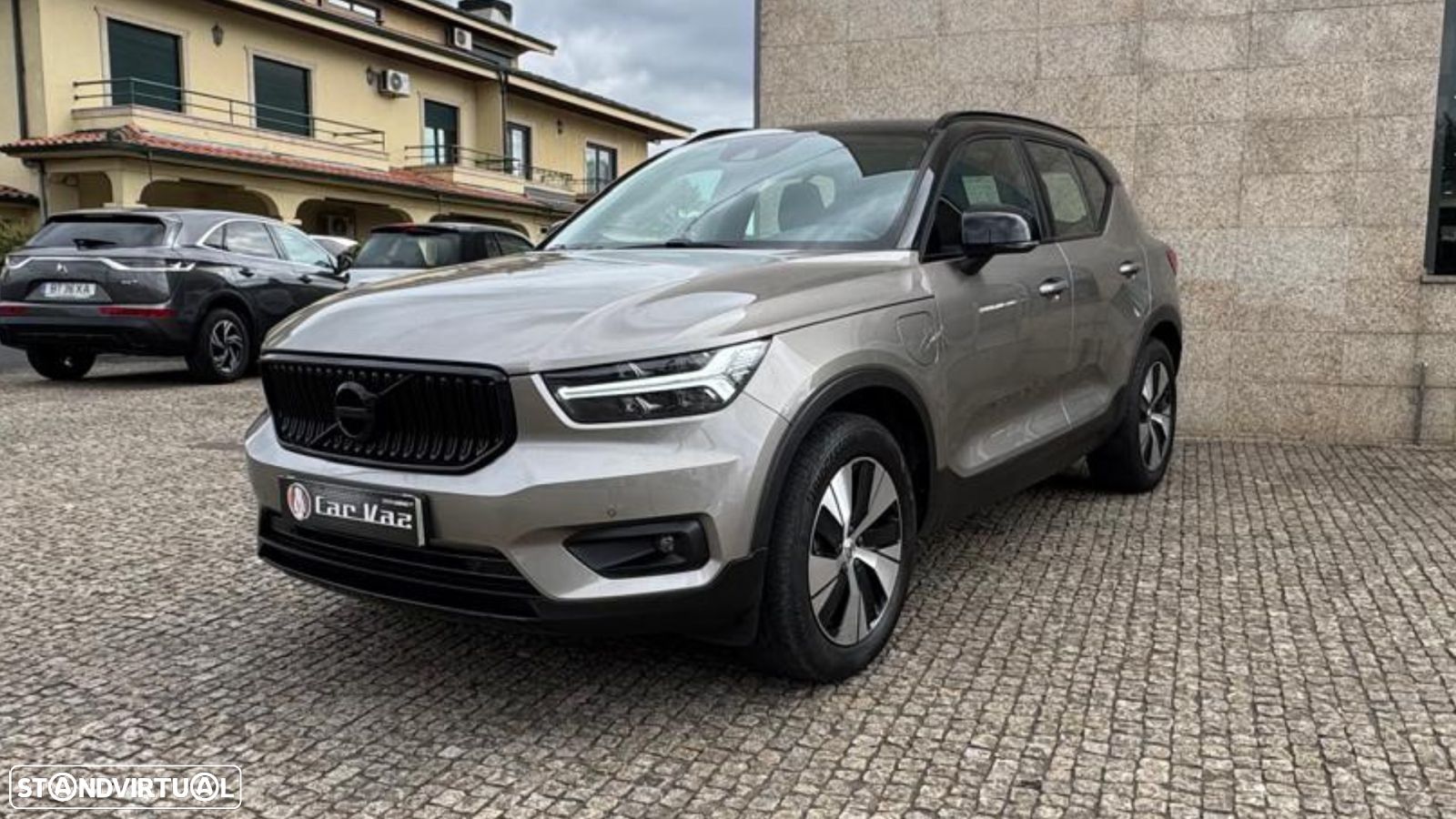 Volvo XC 40 1.5 T5 PHEV Momentum Plus - 1