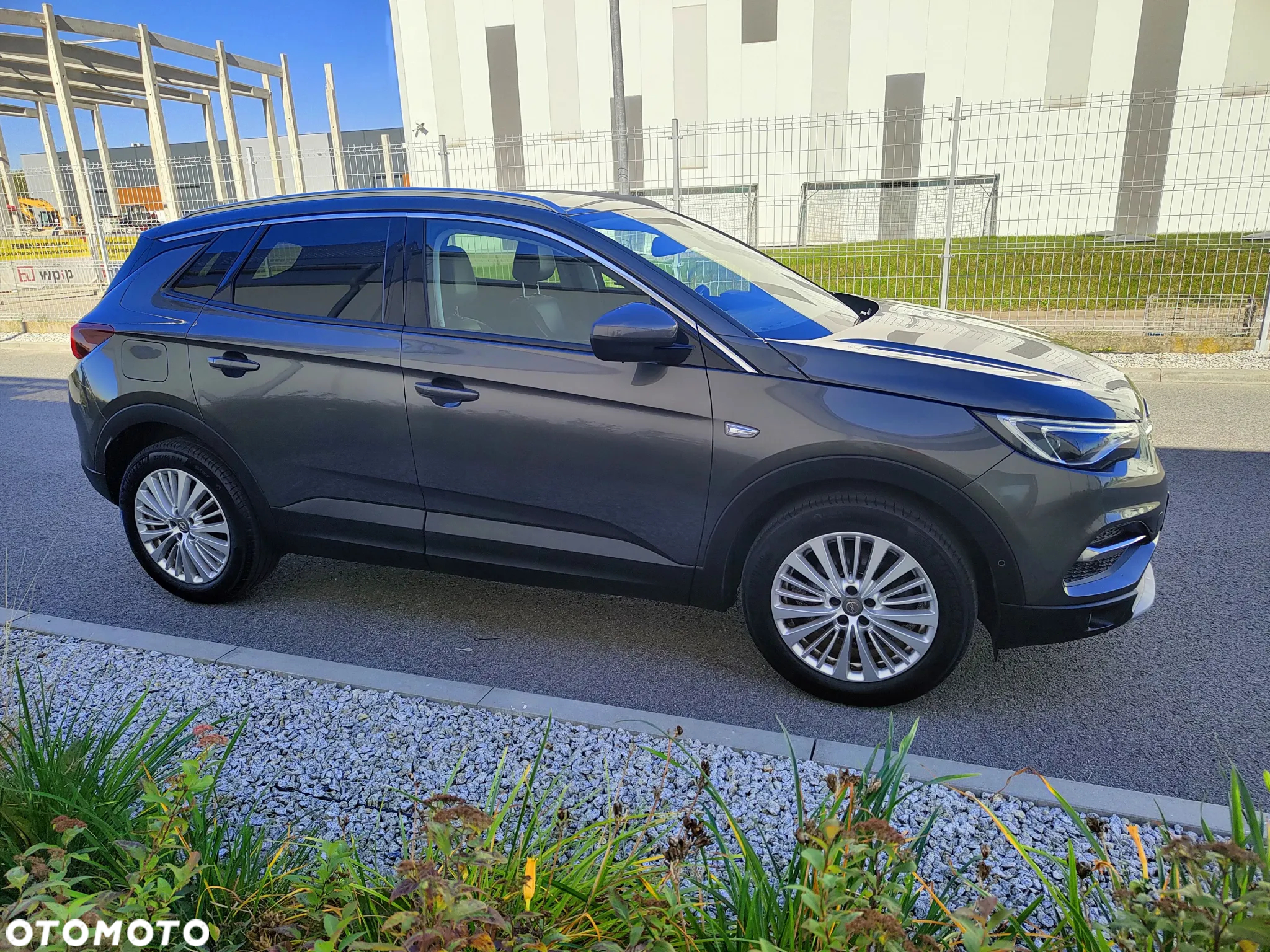 Opel Grandland X 1.2 T GPF Innovation S&S - 3