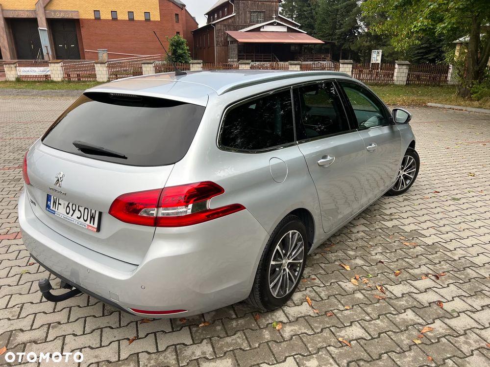 Peugeot 308 1.6 BlueHDi Allure S&S EAT6 - 15
