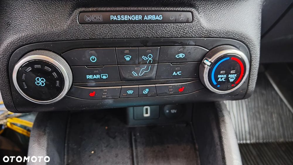 Ford Focus 1.5 EcoBlue SCR Titanium - 10