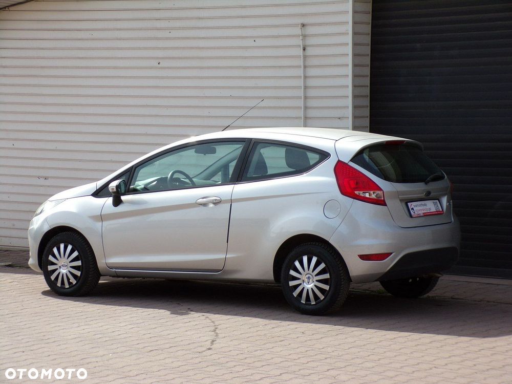 Ford Fiesta - 16