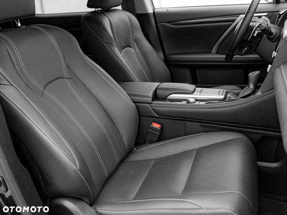 Lexus RX 450h L Prestige - 37