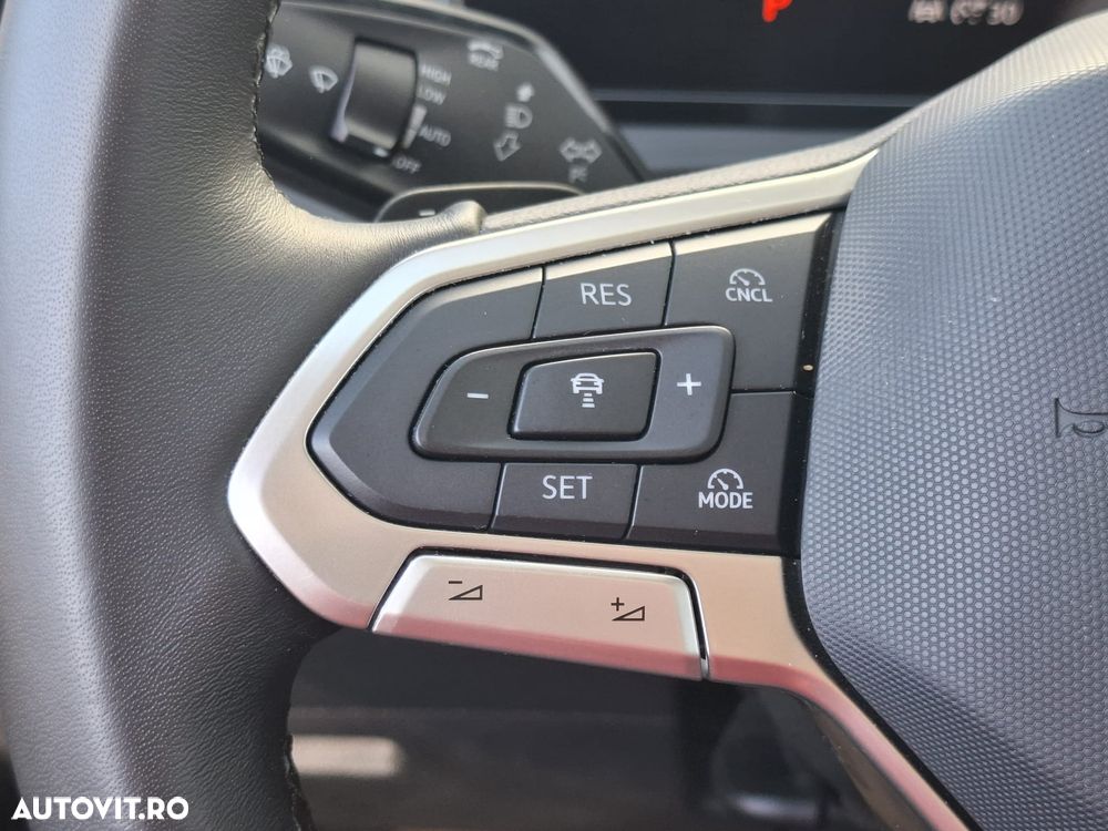 Volkswagen Tiguan 2.0 TDI DSG 4Motion Elegance - 34