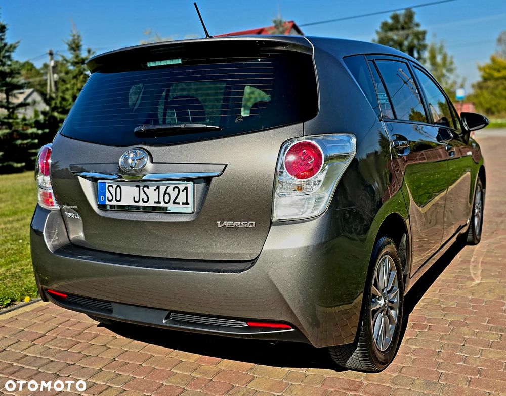 Toyota Verso - 7