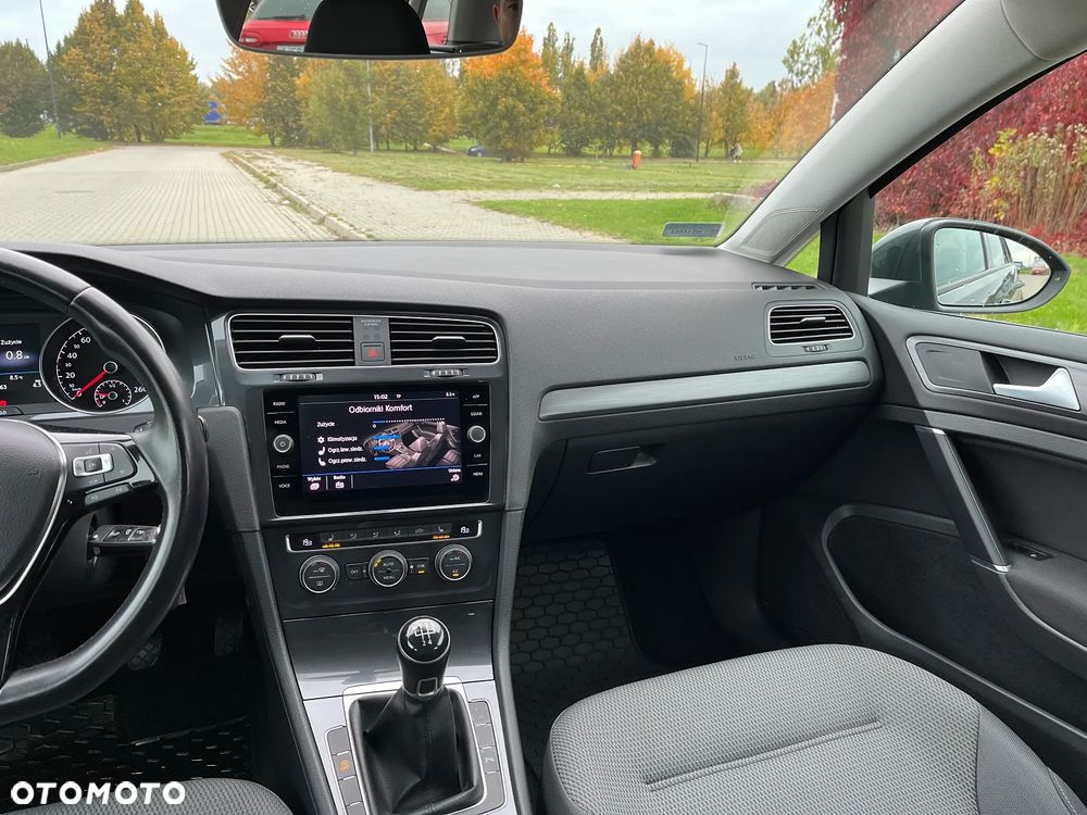 Volkswagen Golf 1.6 TDI BMT Comfortline - 18
