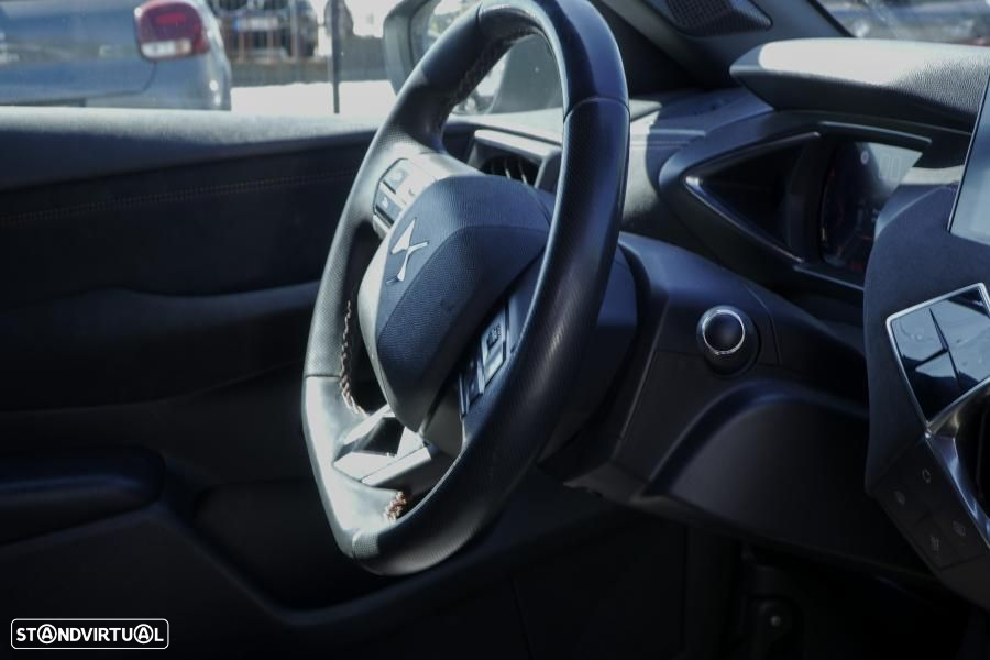 DS DS3 Crossback 1.5 BlueHDi Performance Line - 12