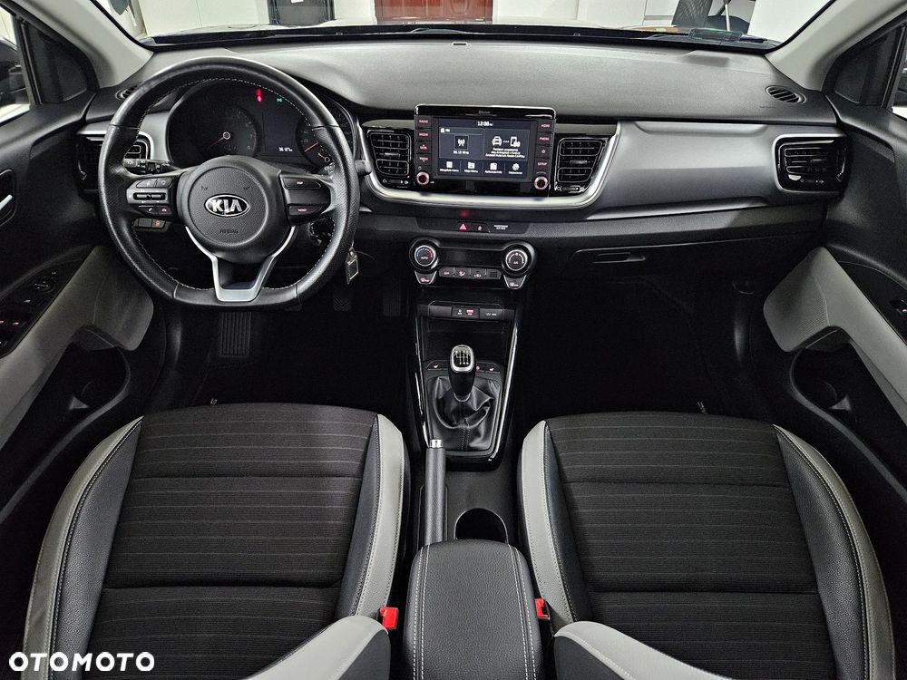 Kia Stonic 1.4 L - 9