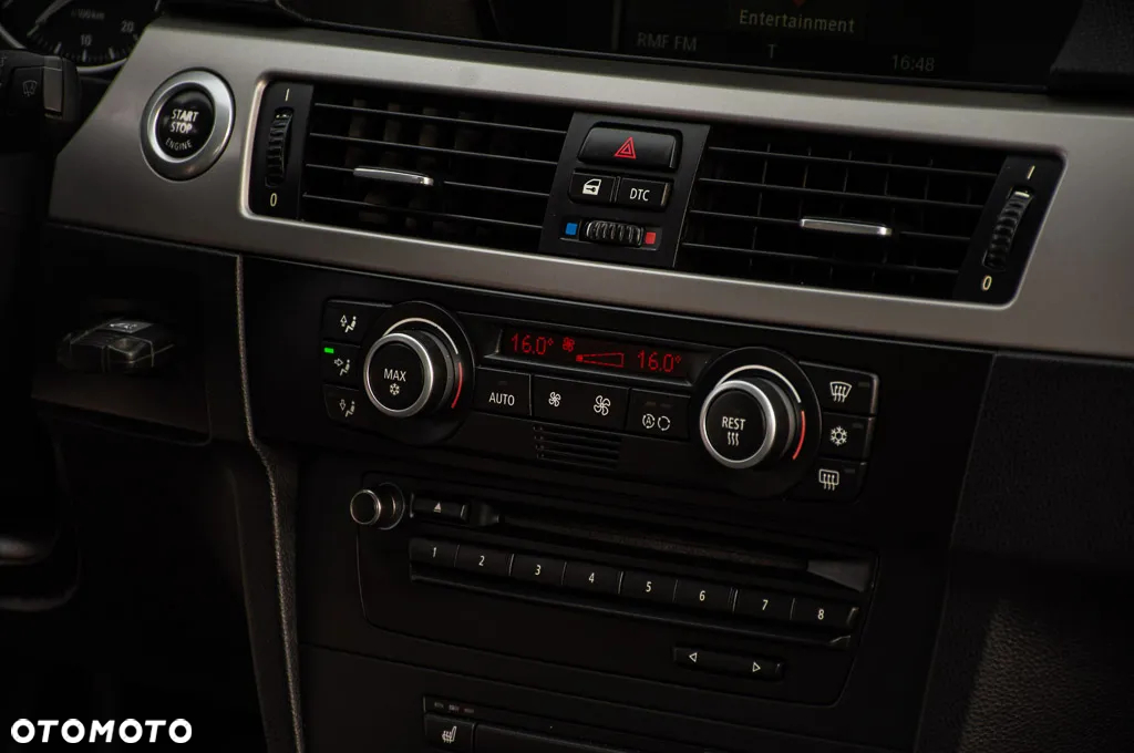 BMW Seria 3 320i - 34