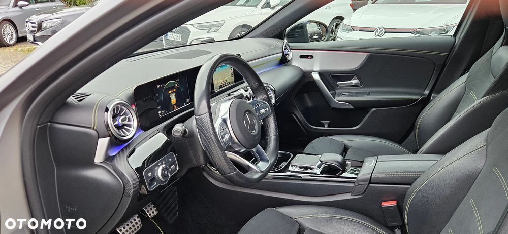 Mercedes-Benz Klasa A 200 d 8G-DCT Edition 19 - 28