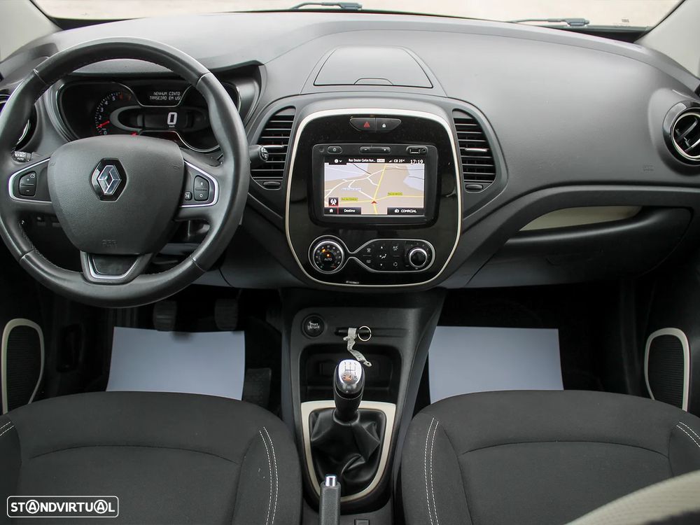 Renault Captur 0.9 TCE - 11
