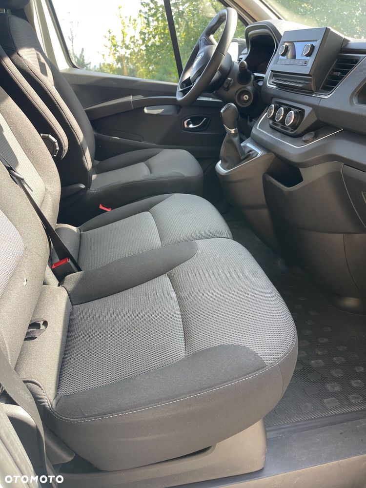 Renault Trafic 2.0 L2H1 HD Extra EDC (bryg.) - 29