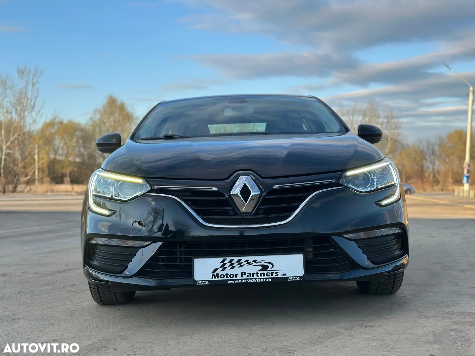 Renault Megane Blue dCi 116 EDC Zen - 3