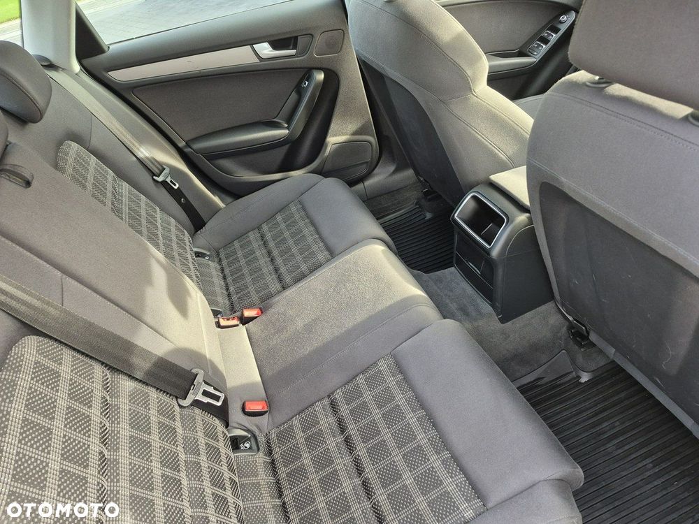 Audi A4 Allroad - 11