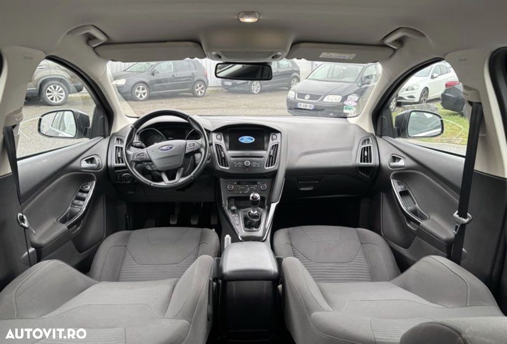 Ford Focus 1.0 EcoBoost Connected - 6