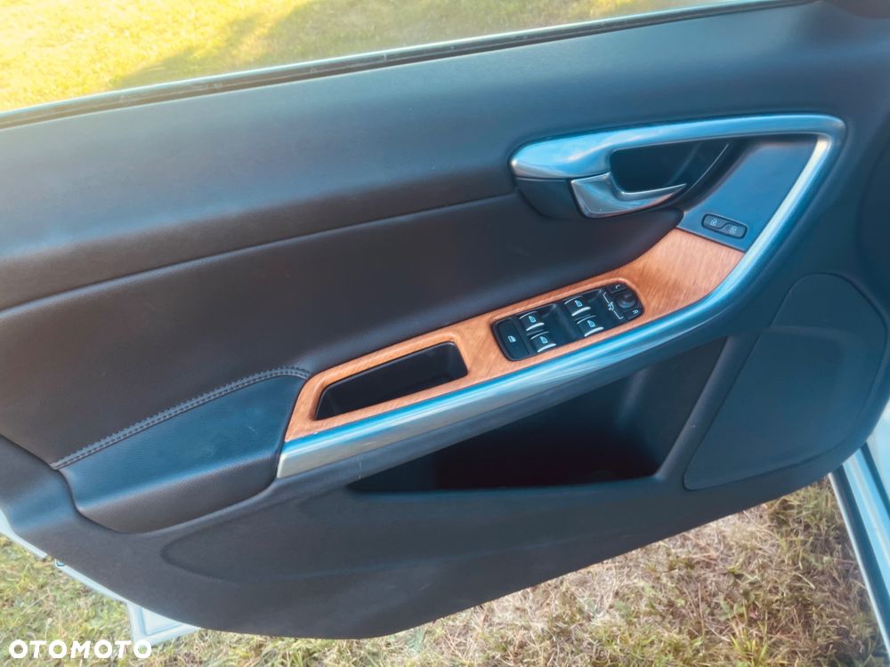 Volvo S60 - 29