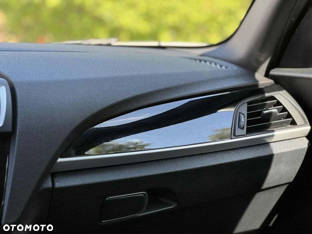 BMW Seria 1 120d xDrive M Sport - 19