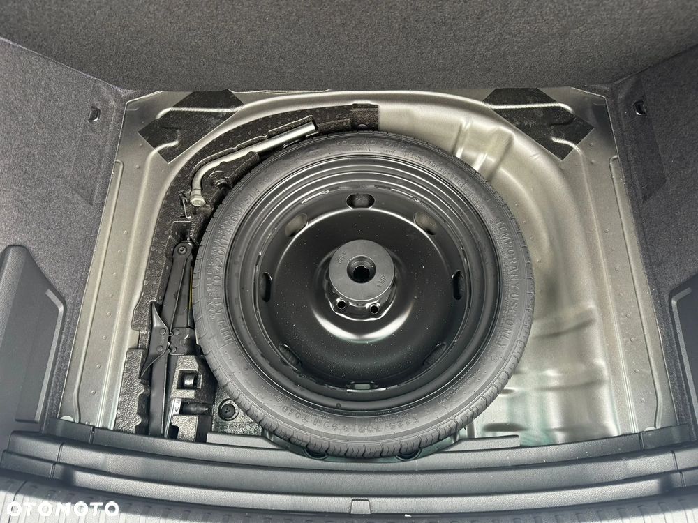 Skoda Karoq 1.5 TSI ACT Selection DSG - 19