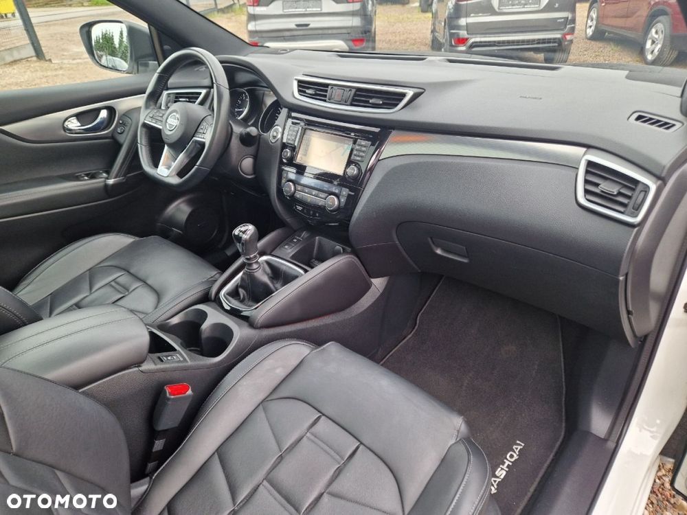 Nissan Qashqai - 22