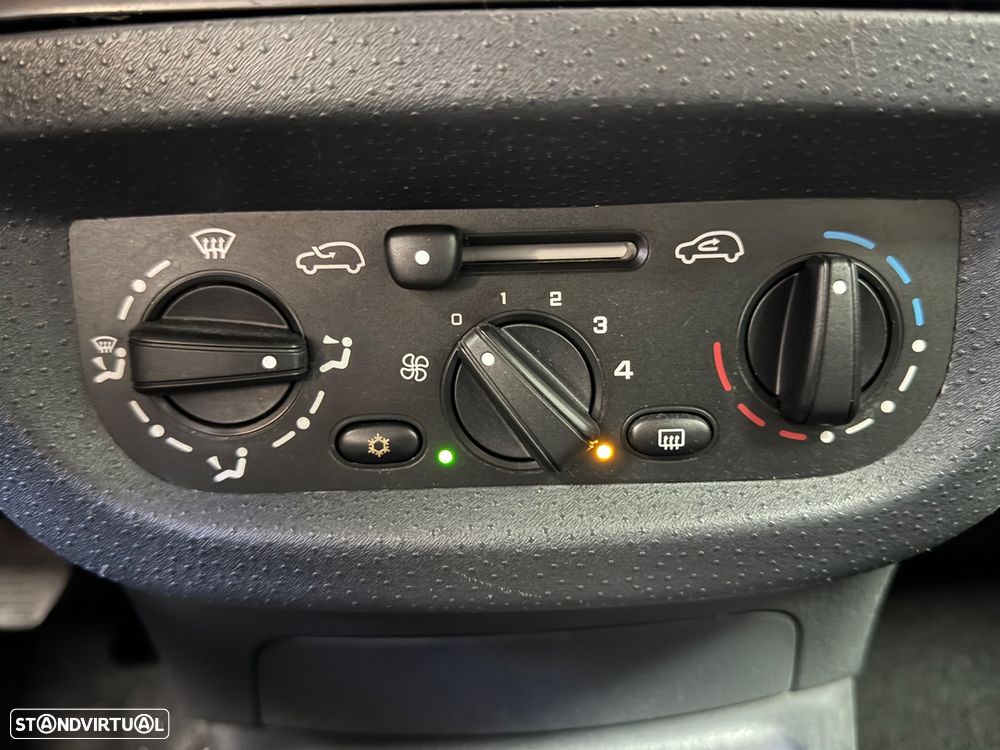 Citroën C3 1.1 SX - 30