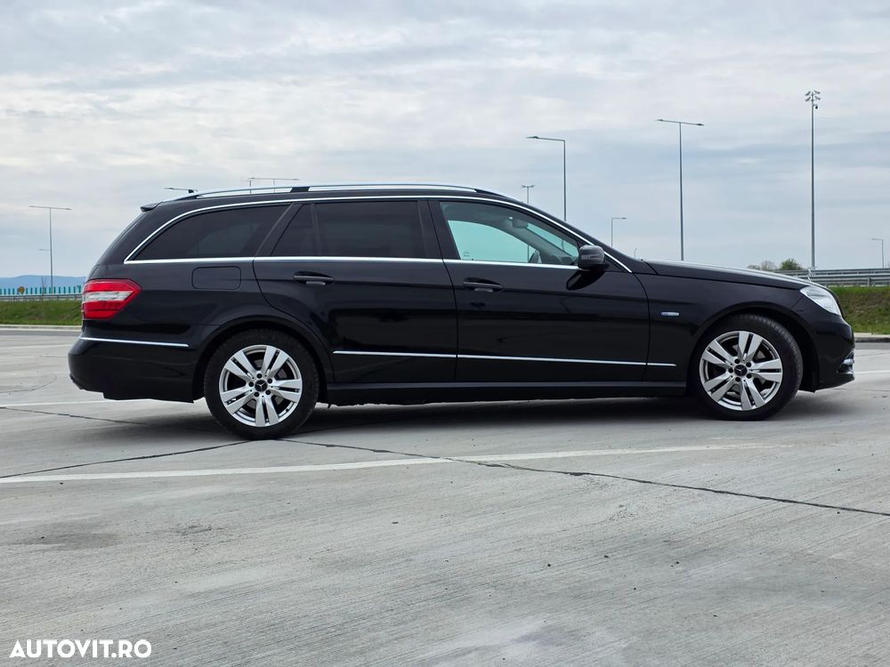 Mercedes-Benz E 220 CDI DPF BlueEFFICIENCY 7G-TRONIC Avantgarde - 3