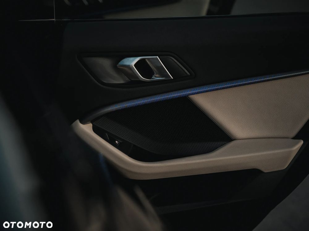 BMW Seria 2 - 27