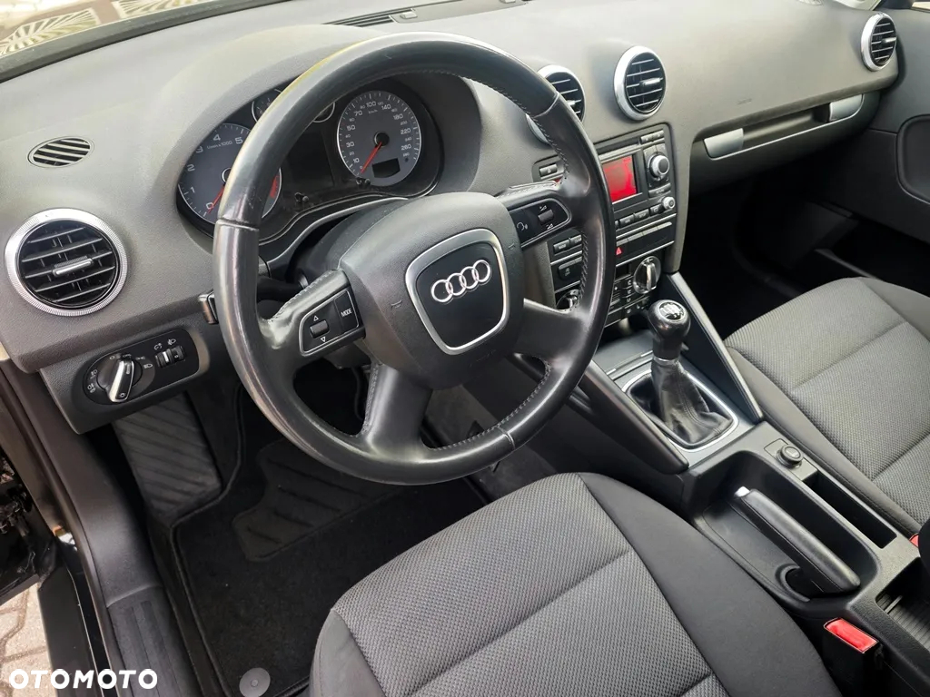 Audi A3 1.4 TFSI Sportback Ambiente - 26